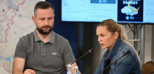 ​Minister edukacji: Zamkniętych jest 431 placówek, 200 wymaga remontów