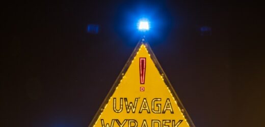 Autobus zderzył się z osobówką w Szczecinie. 8 osób rannych