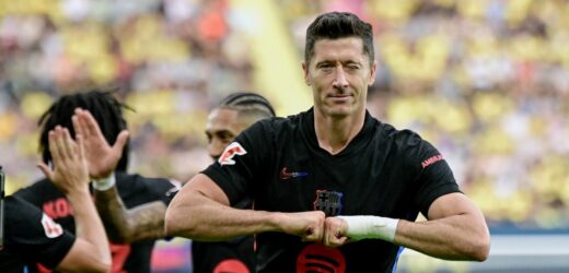 Dwie bramki Lewandowskiego, poważna kontuzja bramkarza Barcelony