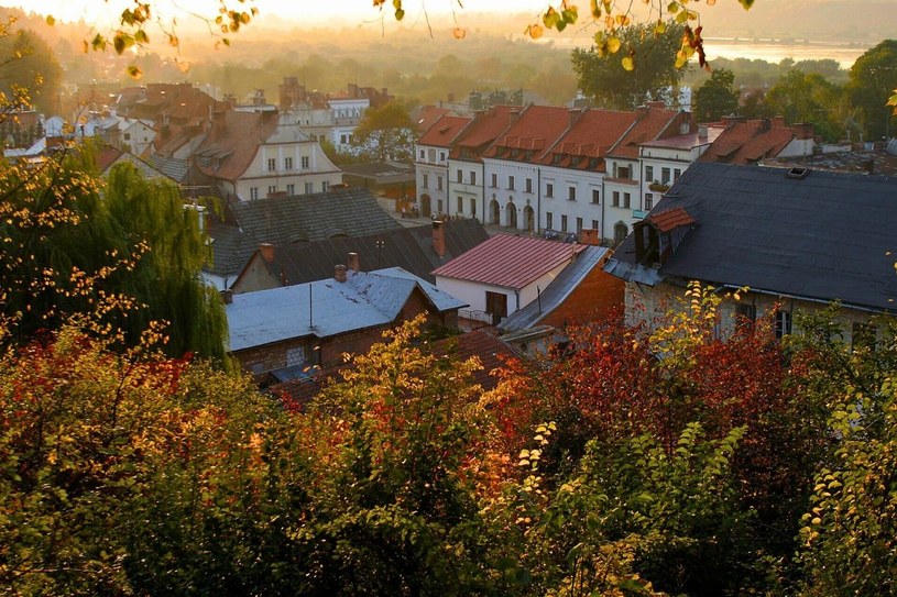 Czarujące miejsce na jesienny weekend. Tylko dwie godziny drogi z Warszawy