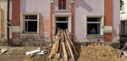 Setki milionów złotych na odbudowę branży turystycznej po powodzi