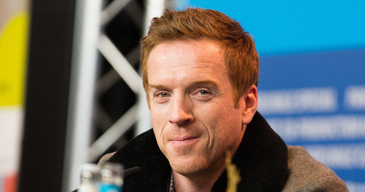 Nietypowe sceny w Londynie. Damian Lewis po raz pierwszy w takiej roli