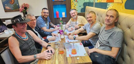 „Jelczem w Himalaje. Śladami uczestników”: Ekipa wyrusza z Indii