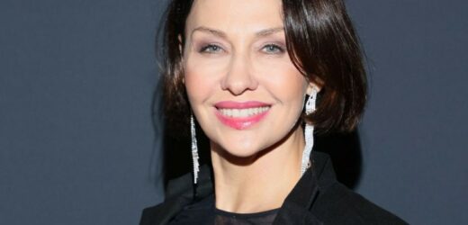 To najlepsza sukienka dla pań 50+ na jesień. Anna Popek inspiruje