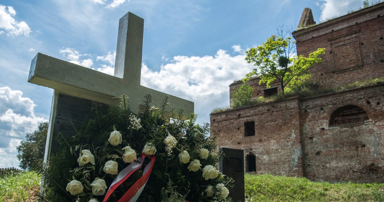 Przełom w sprawie zbrodni wołyńskiej? Ukraiński IPN ma szukać szczątków ofiar