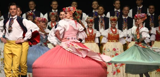 „Szła dzieweczka” po japońsku. Zespół Pieśni i Tańca „Śląsk” rusza w trasę