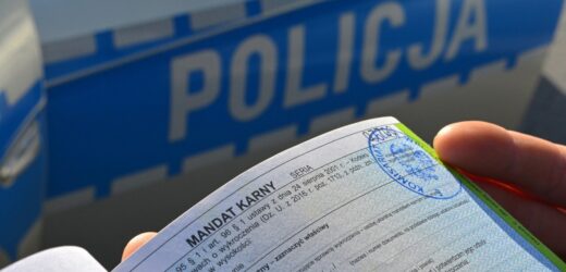 Wyprzedził nieoznakowany radiowóz przed oznakowanym przejściem dla pieszych