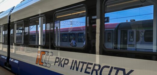 Komunikat PKP Intercity. Linia kolejowa przez Kłodzko znowu przejezdna