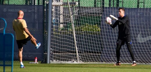 Wojciech Szczęsny nie zadebiutuje w niedzielę w barwach Barcy