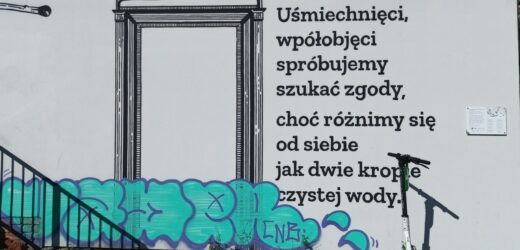 Bohomazy na muralu z wierszem Szymborskiej. Kraków chce walczyć z wandalami