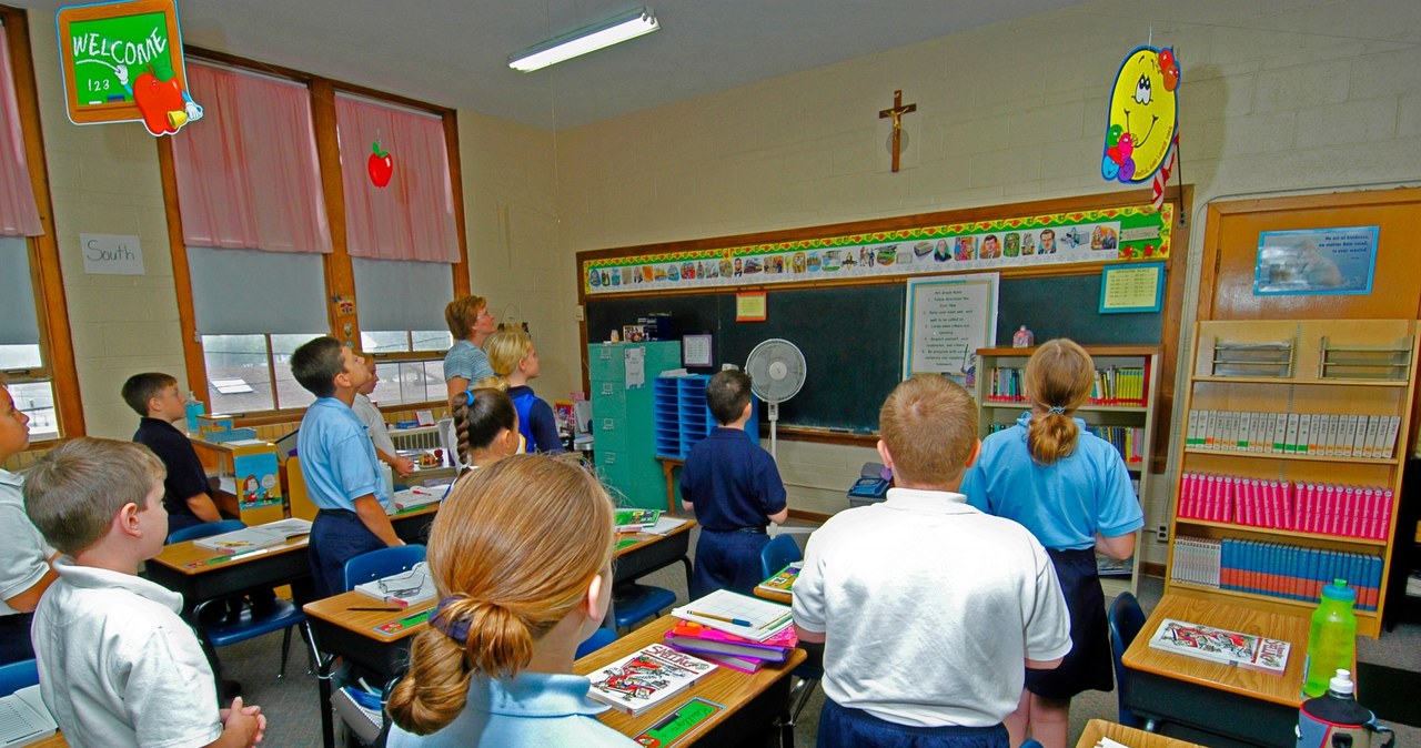 Polacy wypowiedzieli się nt. religii w szkole. Sondaż zaskakuje