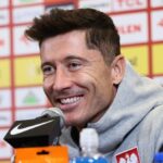 Lewandowski w formie: Mam na imię Robert. Gram w Barcelonie