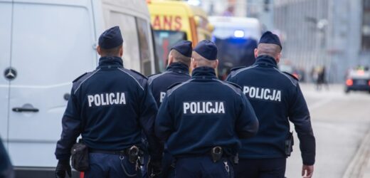 Potrącił człowieka, nie miał prawa jazdy. 31-latek w rękach policji