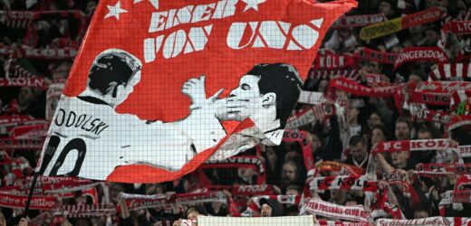 Polski kibic dźgnięty ostrym narzędziem. Dramat przed pożegnalnym meczem Podolskiego