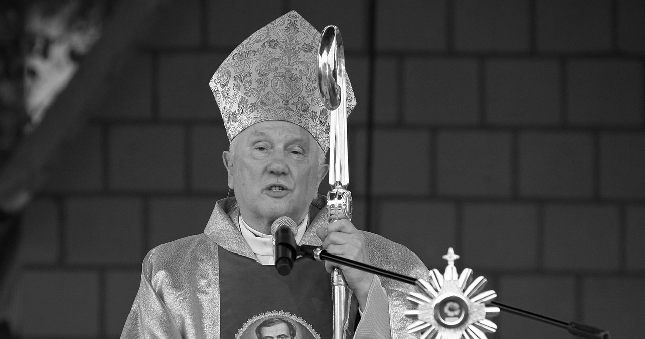 Abp Edward Ozorowski nie żyje. Miał 83 lata