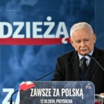 Kaczyński na kongresie PiS: Będziemy musieli, tak jak w 2015 r., gryźć trawę