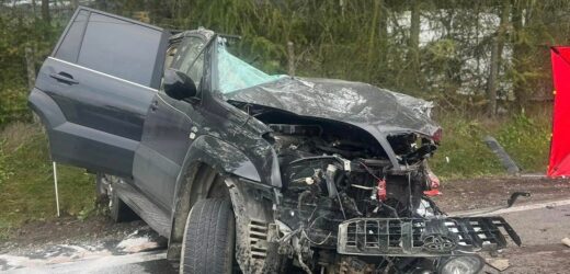 Toyota wjechała w tira. Ofiary śmiertelne wypadku na Mazowszu