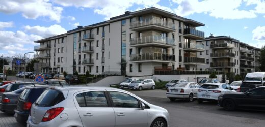 Będzie mniej miejsc postojowych? Nowe przepisy i plany rządu
