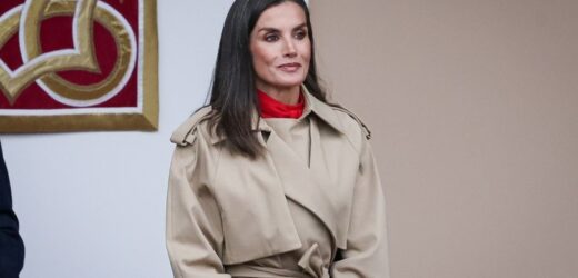 Królowa Letizia w hicie tej jesieni. Nowe wydanie starego trendu