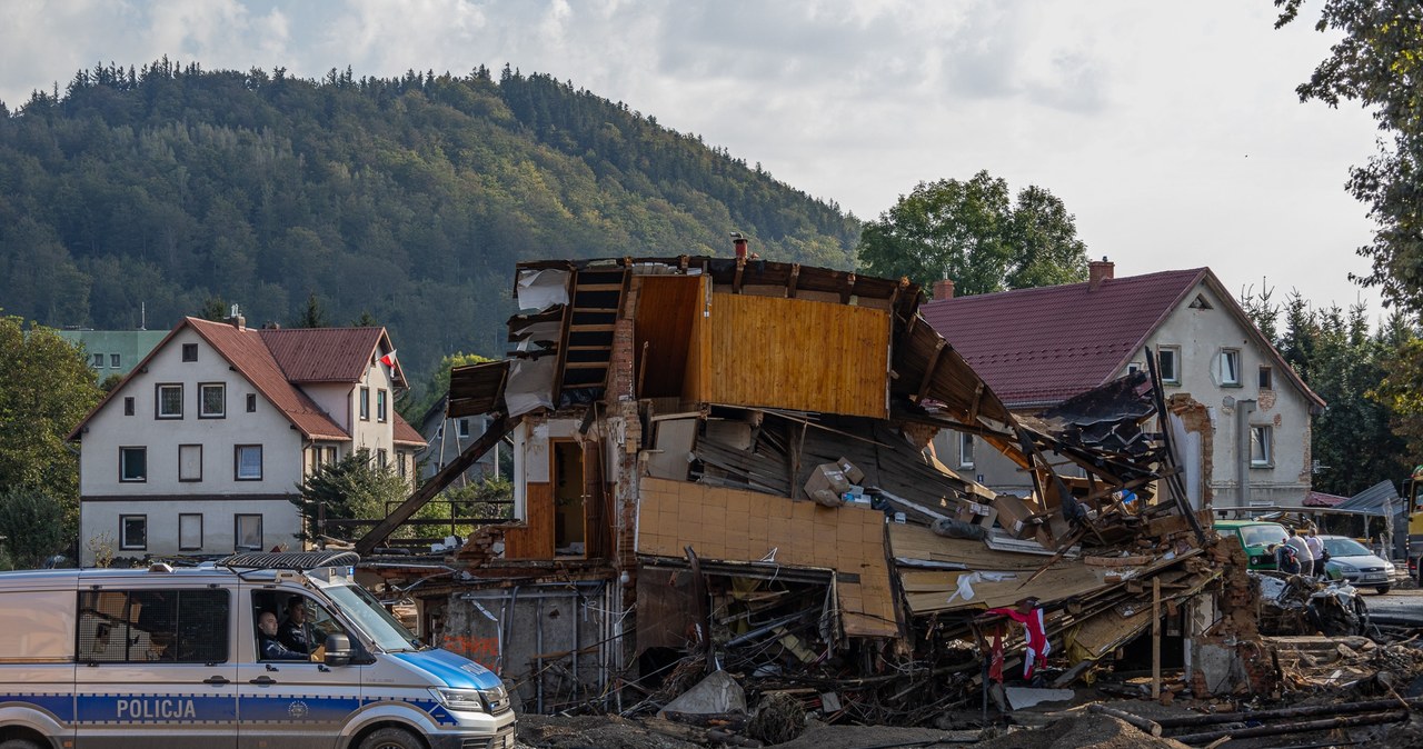 ​Znamy bilans powodzi: 11 tys. domów jednorodzinnych zniszczonych