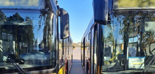 Łódź na ekologicznej fali. Pierwsze hybrydowe autobusy już dotarły