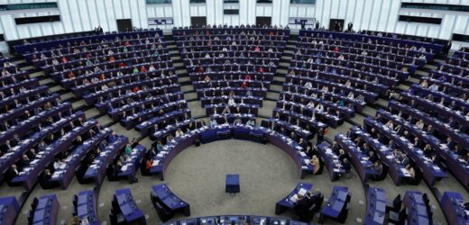 Parlament Europejski zatwierdził pożyczkę 35 mld euro dla Ukrainy. „Płaci Rosja”