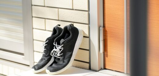 Wąchał buty sąsiadom. 28-letni Grek usłyszał wyrok