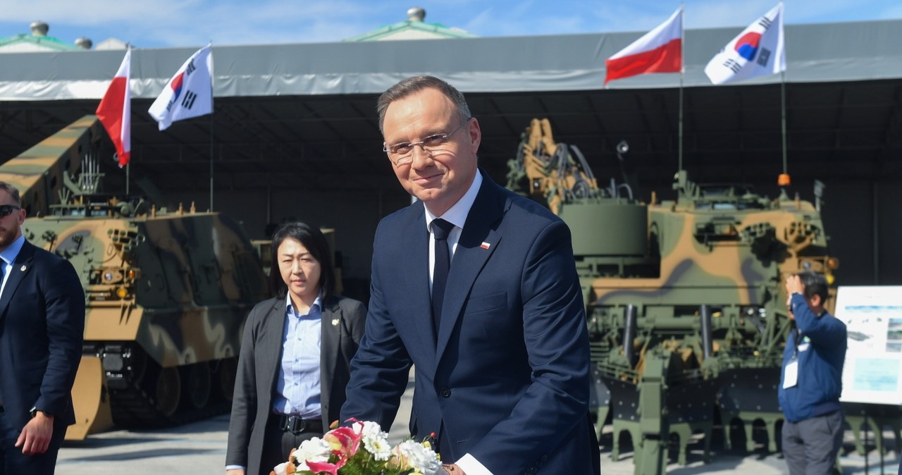 Duda: Nie przekażemy nikomu broni, którą kupiliśmy za miliardy