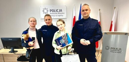 Zareagowała, gdy inni milczeli. 13-latka uratowała zagubioną kobietę