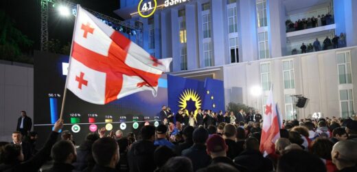 Gruzja: Opozycja zrzeka się mandatów i mówi o „rosyjskiej operacji specjalnej”
