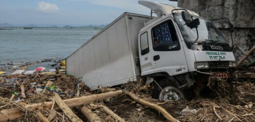 Burza tropikalna Trami zbiera żniwo. Co najmniej 115 ofiar i zaginionych