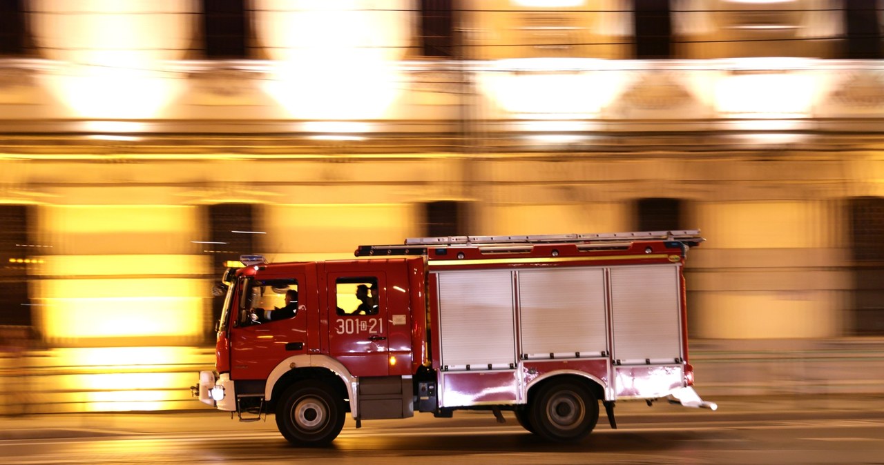 Pożar na warszawskiej Woli. Ewakuowano kilkadziesiąt osób