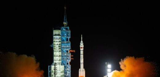 Chiński „Boski Statek” ruszył w kosmos