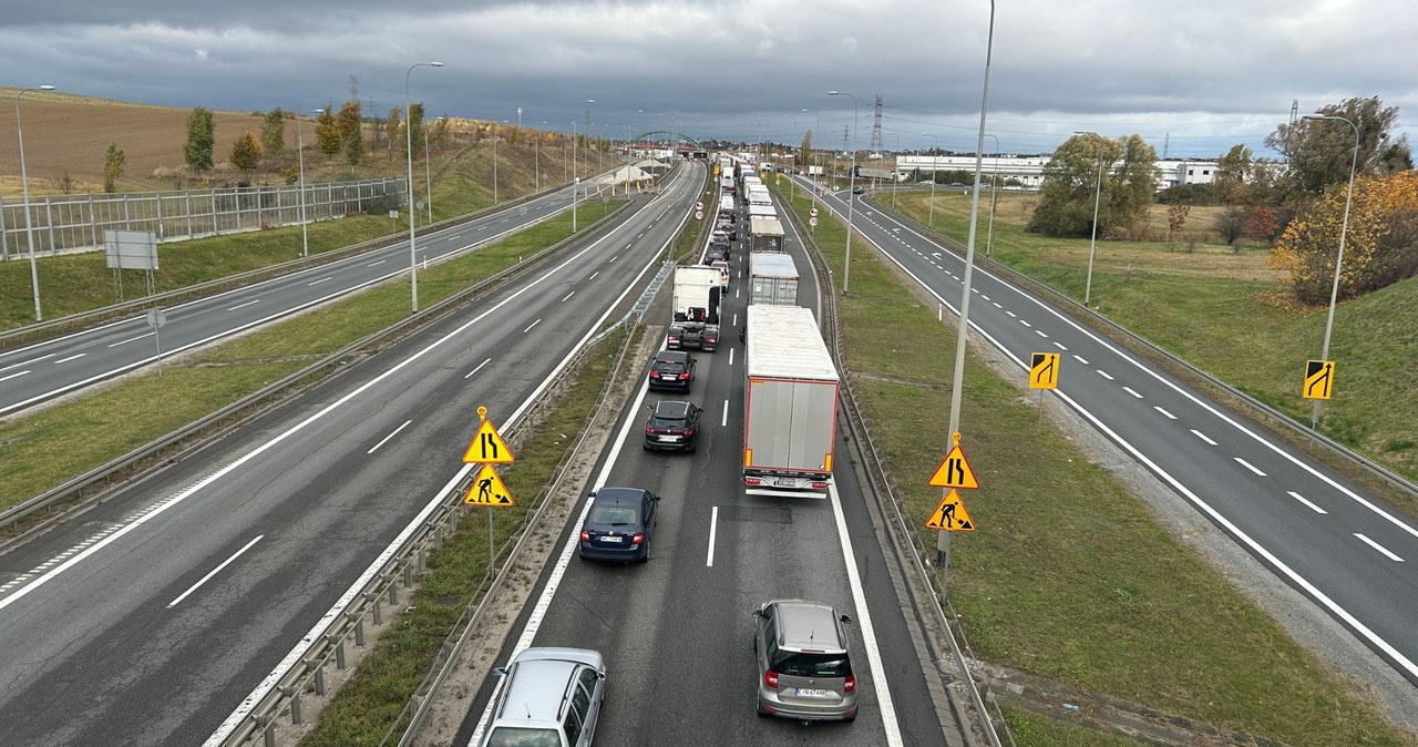 Ruch na obwodnicy trójmiasta stanął. „Kuriozum”