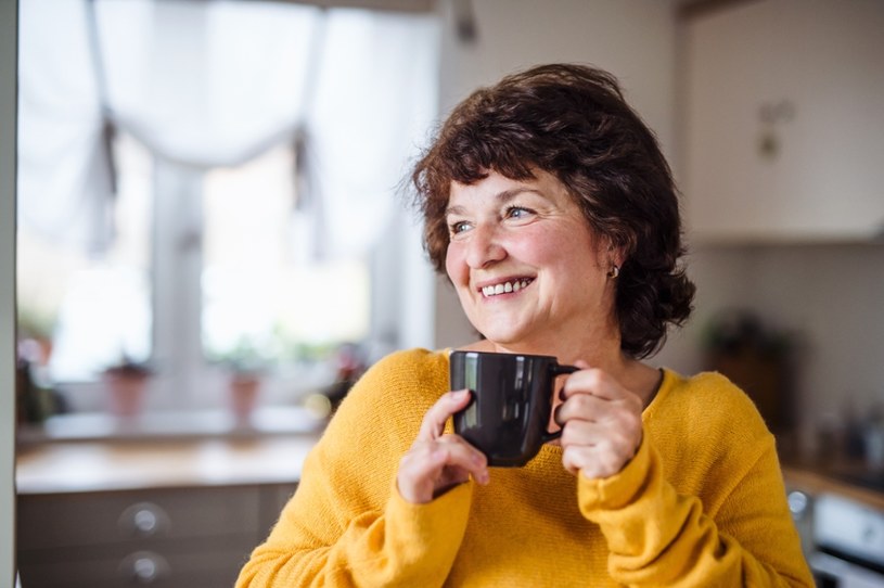 Te produkty niszczą zdrowie seniorów. Czego stanowczo unikać?