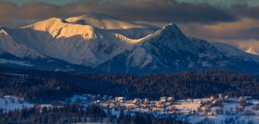 Jeden z najpiękniejszych punktów widokowych na Tatry. Zachwyca o każdej porze roku