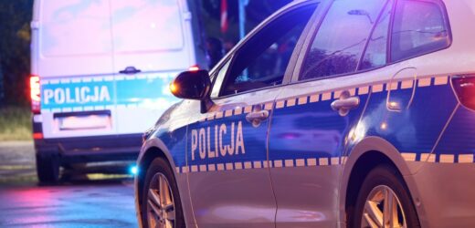 Brawurowa ucieczka 16-latka nad podwieszanym sufitem supermarketu. Wielkie straty