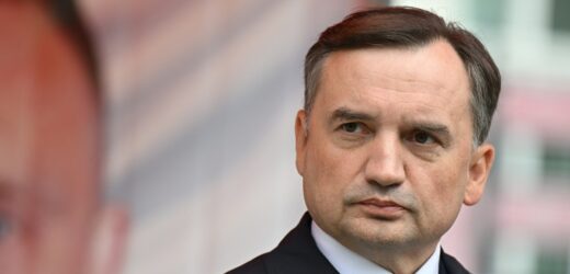 „Nie przysłał zwolnienia”. Czy Zbigniew Ziobro zostanie w poniedziałek przesłuchany?