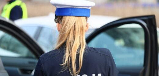 Nietrzeźwi rodzice i dziecko ze śladami pobicia. Sąsiedzi zareagowali
