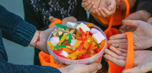 Kolejny „karygodny psikus”. Cukierek ze szpilką w Pyrzycach