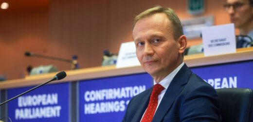Budżet Unii Europejskiej będzie w rękach Polaka. Piotr Serafin zaakceptowany
