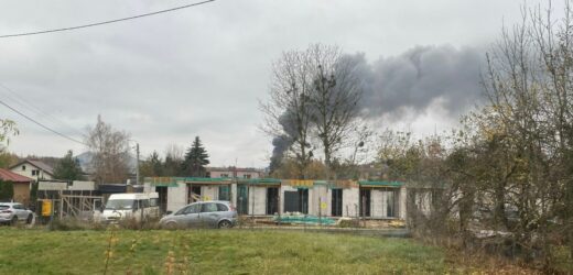 Pożar warsztatu przy obwodnicy Trójmiasta