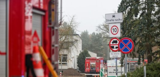Pożar w szpitalu w Puszczykowie. Co było przyczyną wybuchów?