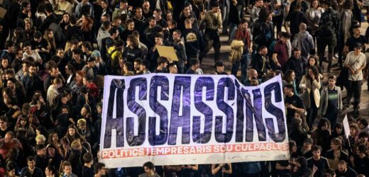 Wielotysięczne demonstracje w Walencji. „Mordercy” – skandowali uczestnicy