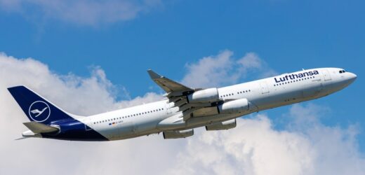 Samolot wpadł w turbulencje nad Atlantykiem. 11 osób rannych