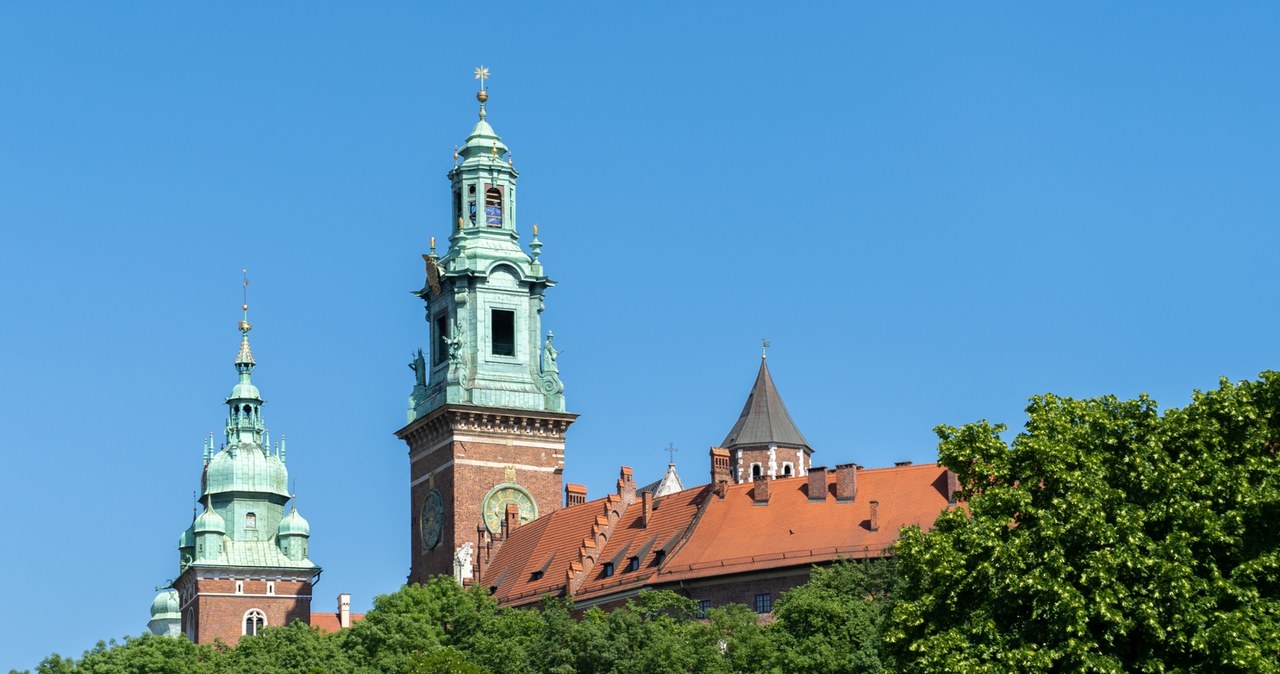 Wawelska Wieża Zegarowa odzyskała złocenia. Koniec remontu tuż, tuż