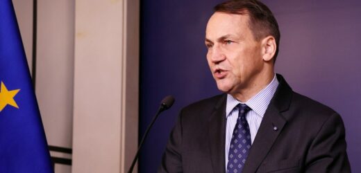 Sikorski: Najważniejsze rozmowy o wojnie w Ukrainie odbędą się w Warszawie