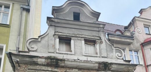 Mieszkańcy Kłodzka dostają już pieniądze na remont. Do ilu rodzin trafiły środki?