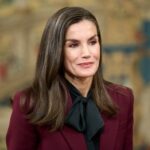 Królowa Letizia w eleganckim wydaniu. Każda bizneswoman powinna to mieć