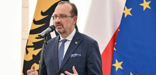 Wojewoda dolnośląski Maciej Awiżeń odwołany